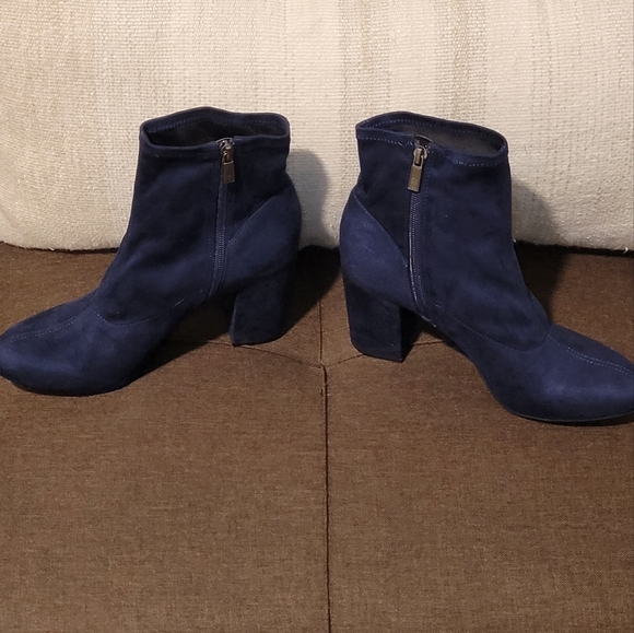 Kenneth Cole Blue Suede Round Toe Side Zip Ankle Booties Shoes SZ 9.5 - Picture 4 of 10